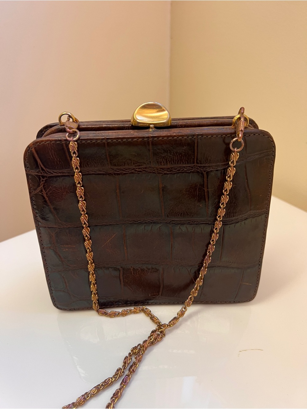 Classic Brown Croc-Embossed Chain Shoulder Bag
